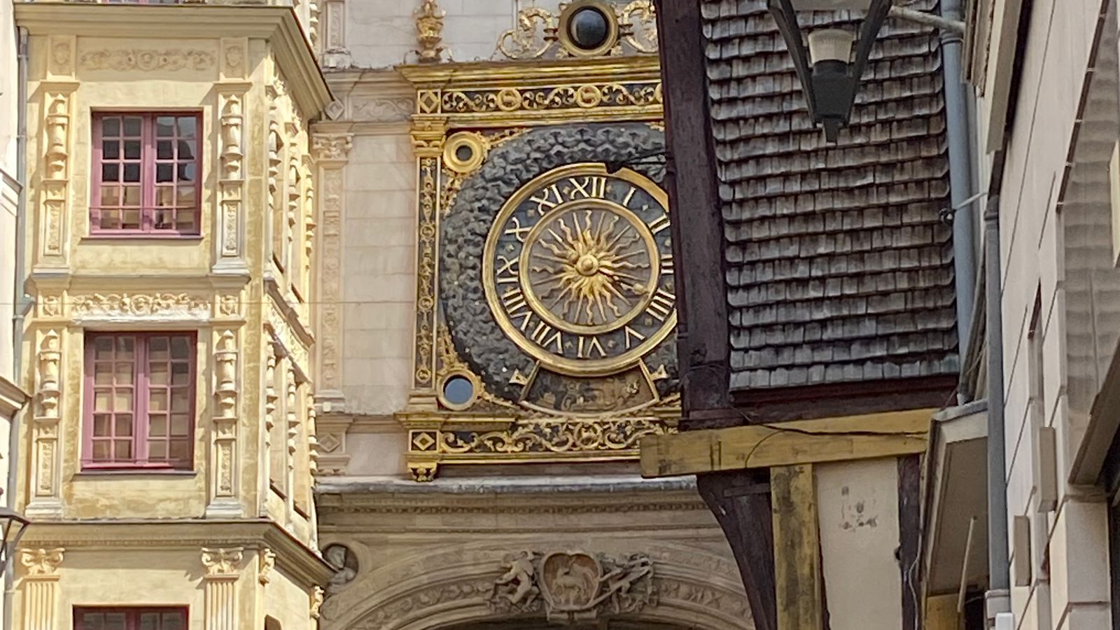 Gros-Horloge: El rellotge més famós de rouen